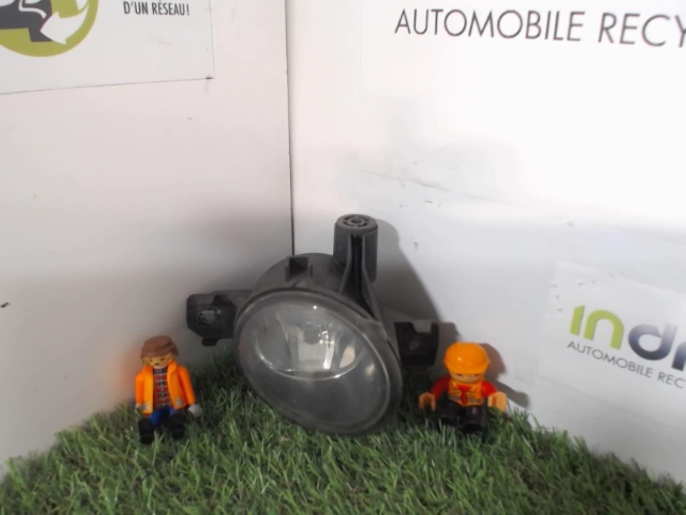 Anti brouillard droit (feux)