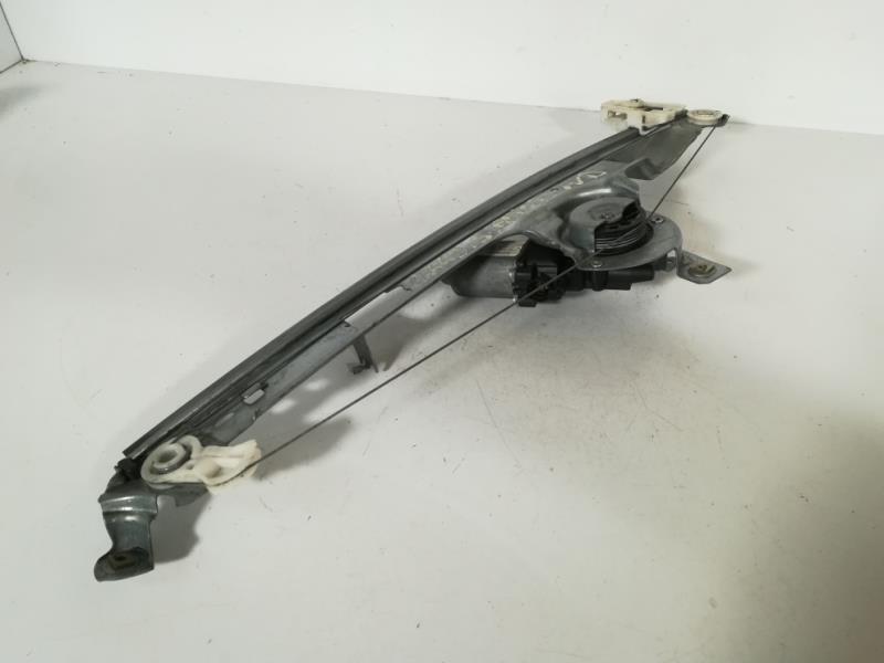 Mecanisme de leve vitre electrique avant droit