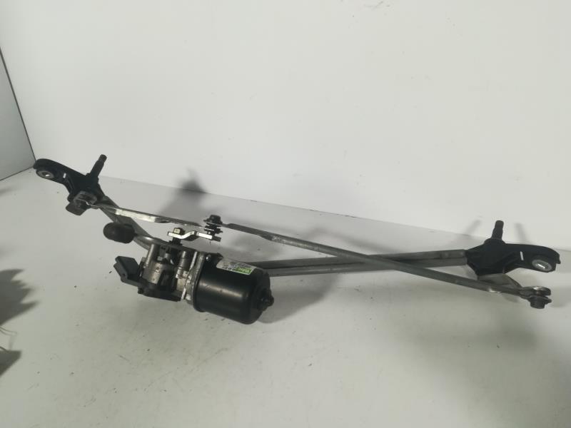 Moteur essuie glace avant