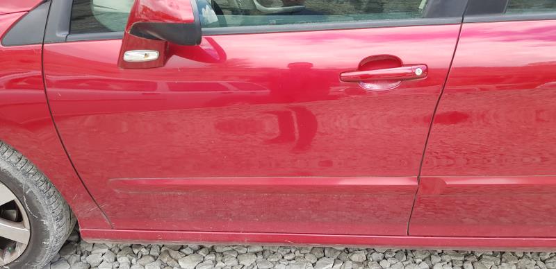Poignee porte avant gauche