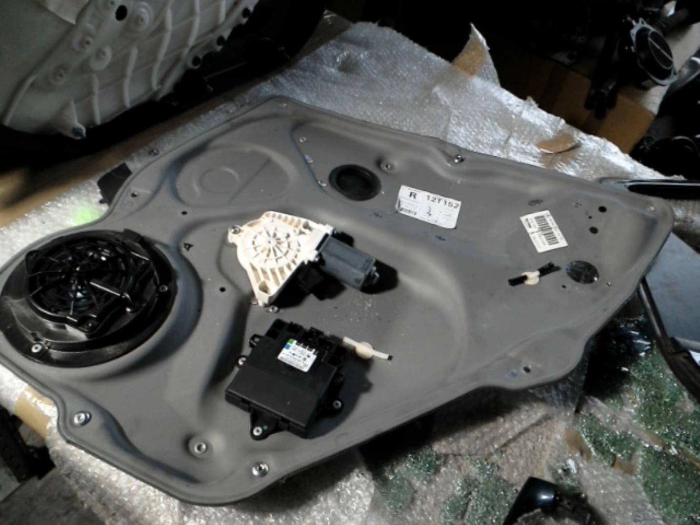 Leve vitre electrique arriere droit