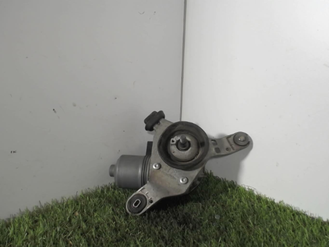 Moteur essuie glace avant gauche
