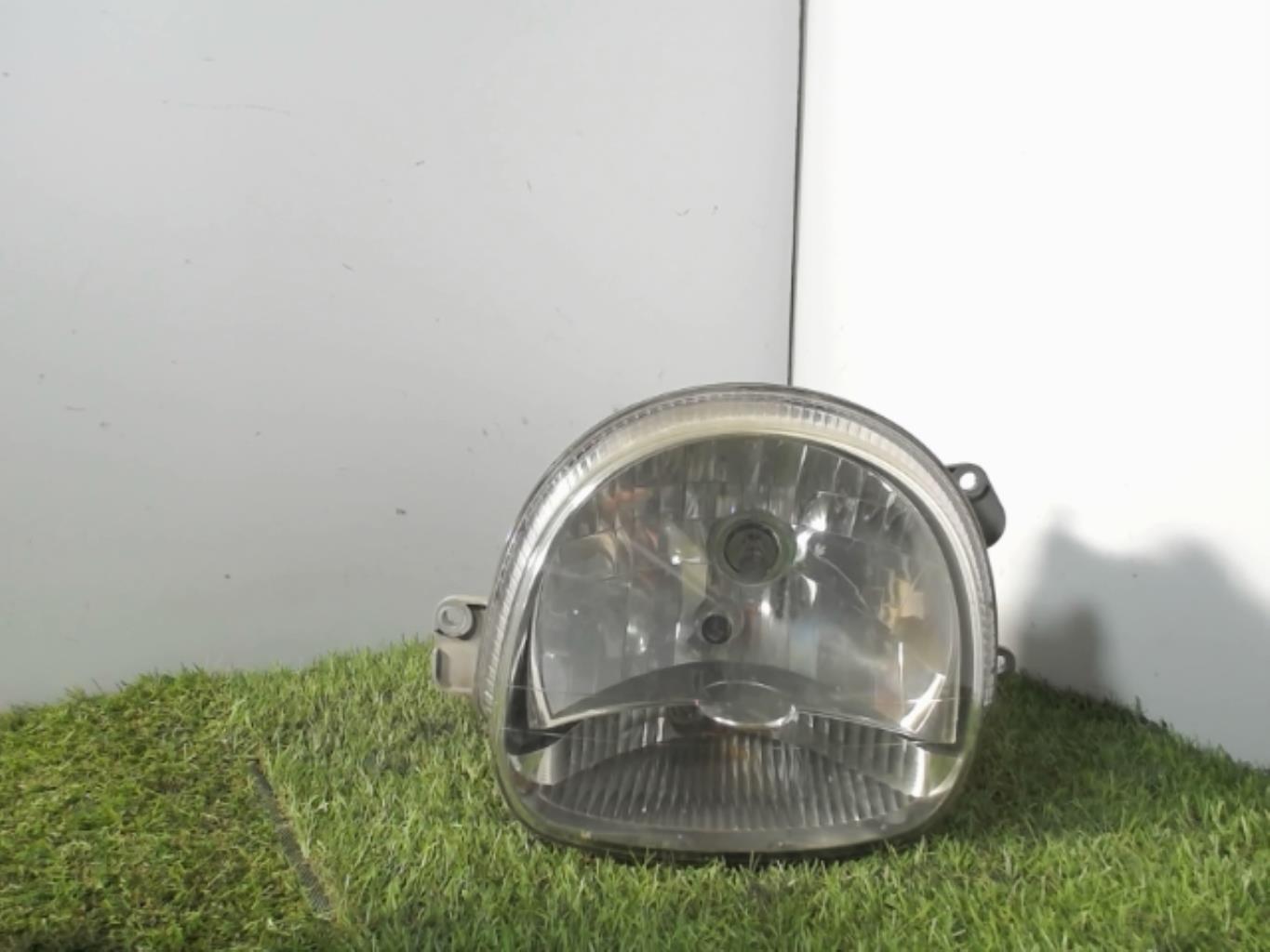 Optique avant principal gauche (feux)(phare)