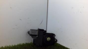 Moteur leve vitre avant gauche