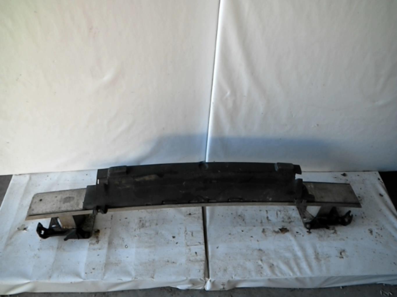 Renfort pare choc avant (traverse)