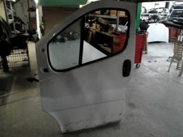 Porte avant gauche