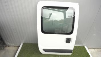 Porte laterale droit