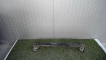 Renfort pare choc arriere (traverse)
