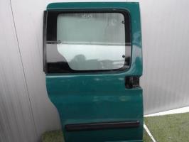 Porte laterale droit