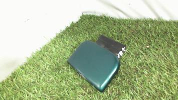 Poignee porte avant droit