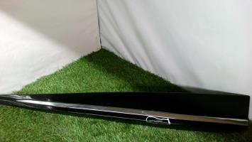 Baguette de porte avant gauche