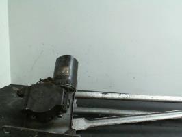 Moteur essuie glace avant