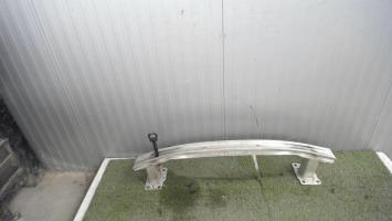 Renfort pare choc avant (traverse)