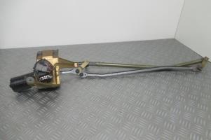Moteur essuie glace avant