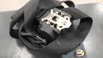 Ceinture avant droit