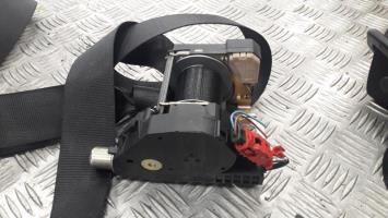 Ceinture avant droit