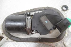 Moteur essuie glace avant