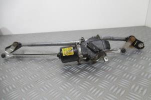 Moteur essuie glace avant