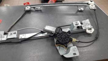 Leve vitre electrique avant droit