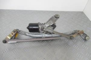 Moteur essuie glace avant