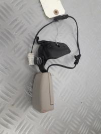 Attache ceinture arriere droit
