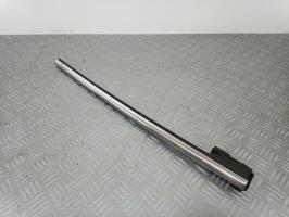 Baguette de porte arriere gauche 