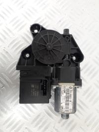 Moteur leve vitre avant droit