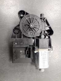 Moteur leve vitre avant droit