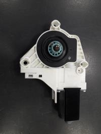 Moteur leve vitre avant gauche