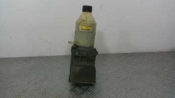 Pompa sterzo
