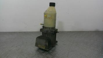 Pompa sterzo