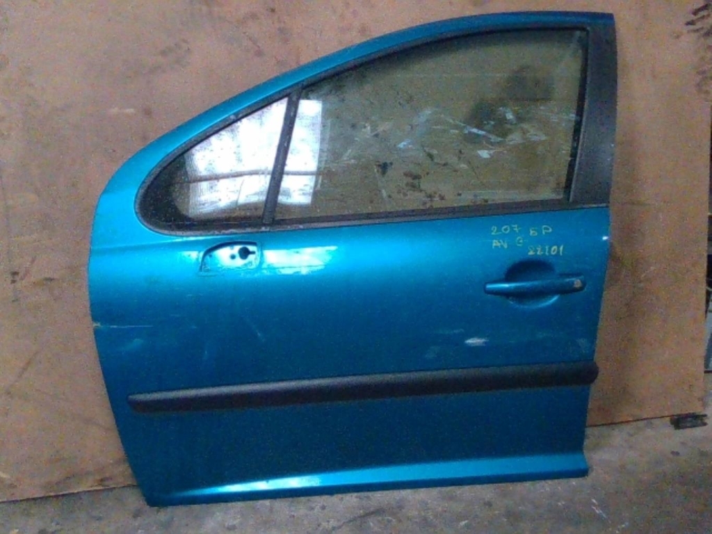 Porte avant gauche
