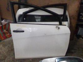 Puerta delantera derecha