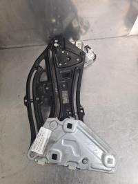Elevalunas eléctrico trasero izquierdo