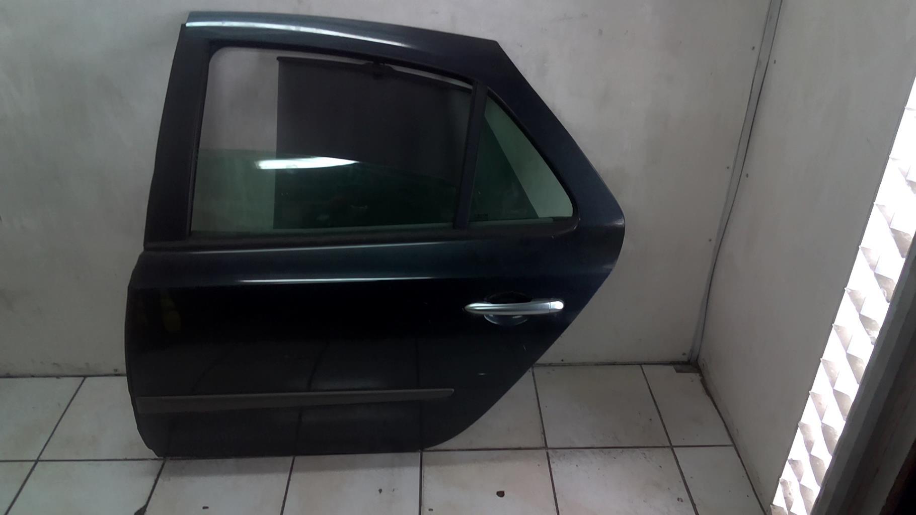 Porte arriere gauche