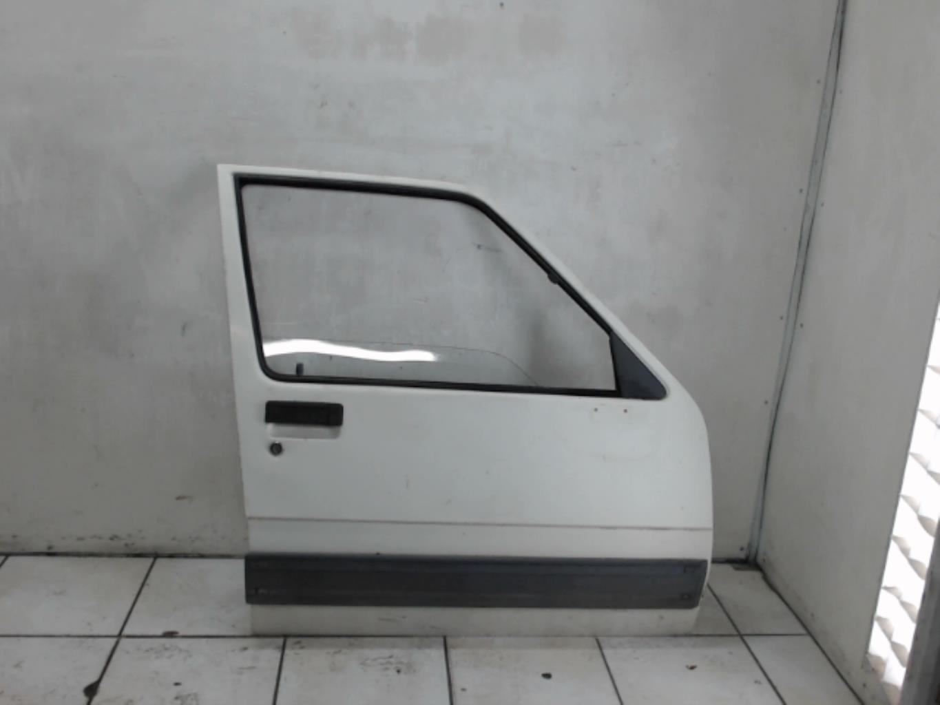 Porte avant droit