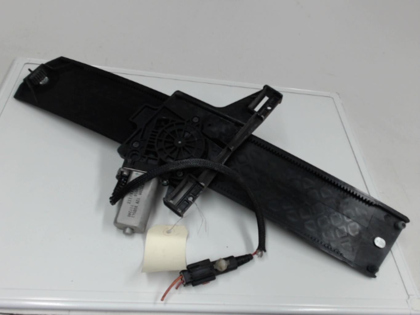 Leve vitre electrique avant droit