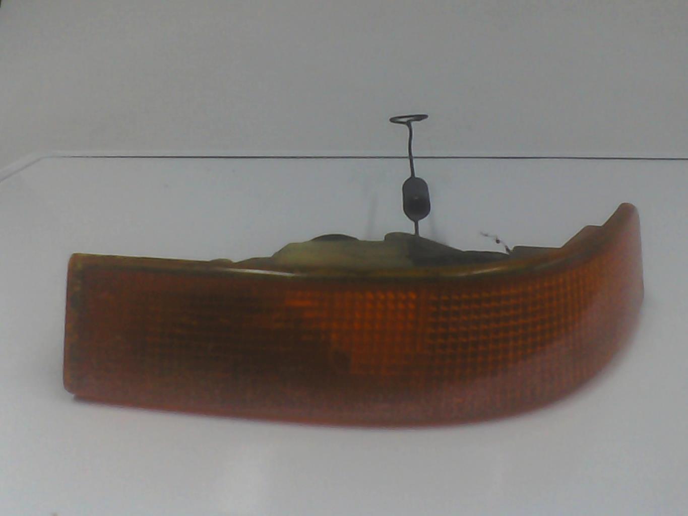Optique avant secondaire gauche (feux)(clignotant)