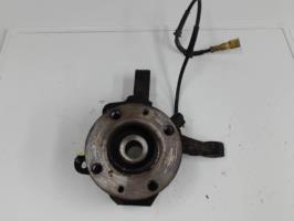 Moyeu avant gauche