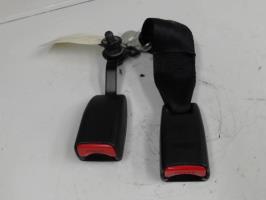 Attache ceinture arriere droit