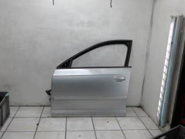 Porte avant gauche