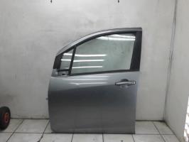 Porte avant gauche