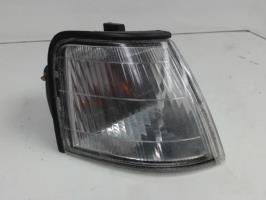 Optique avant secondaire droit (feux)(clignotant)