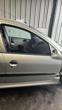 Porte avant droit