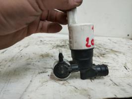 Pompe lave glace avant