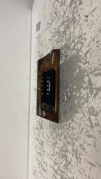 Aerateur tableau de bord avant gauche