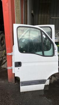 Porte avant droit