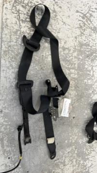 Ceinture avant gauche