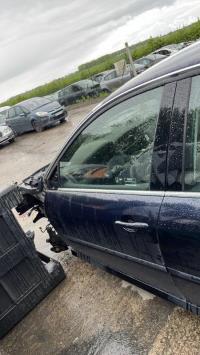 Porte avant gauche