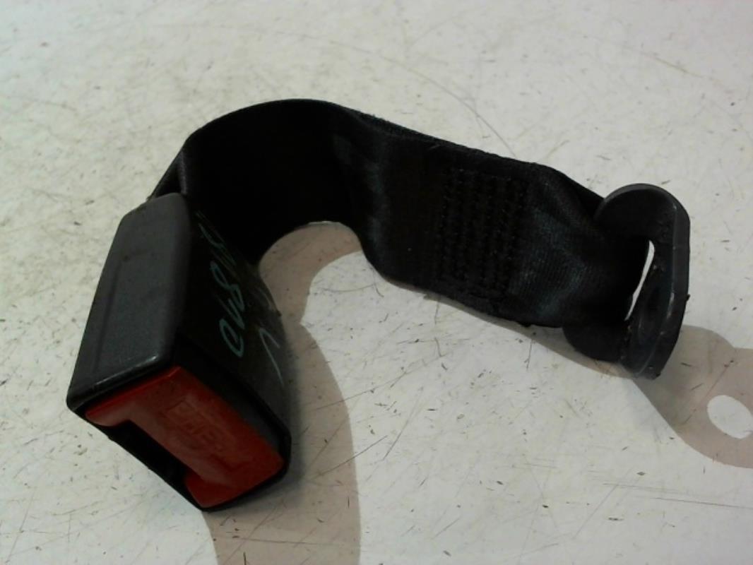 Attache ceinture arriere gauche